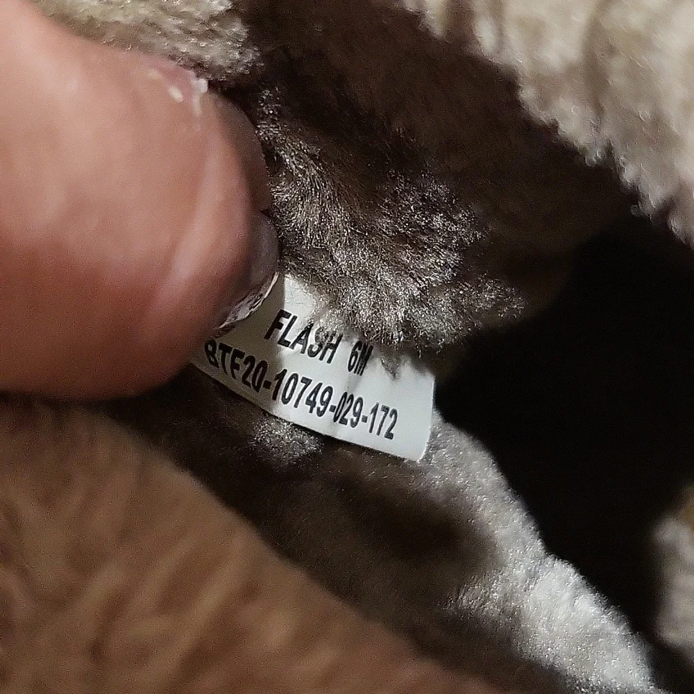 Baretrap Duck Boots - Picture 14 of 16